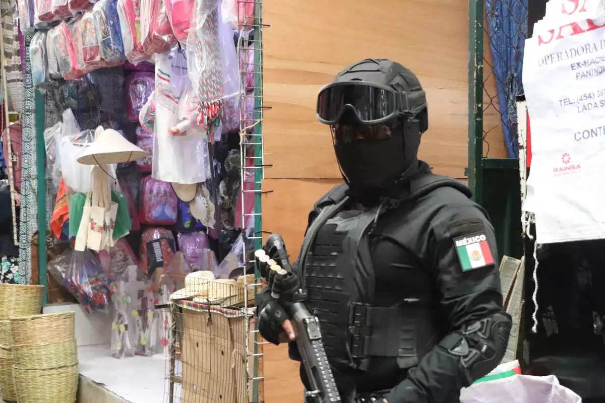 Operativos permanentes en mercados de San Pedro Cholula para salvaguardar el orden y la seguridad 2