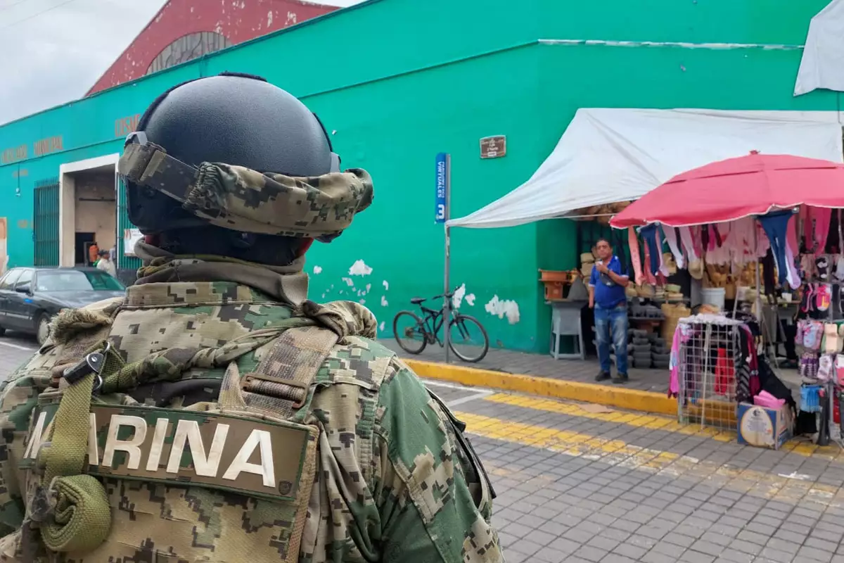 Operativos permanentes en mercados de San Pedro Cholula para salvaguardar el orden y la seguridad 5