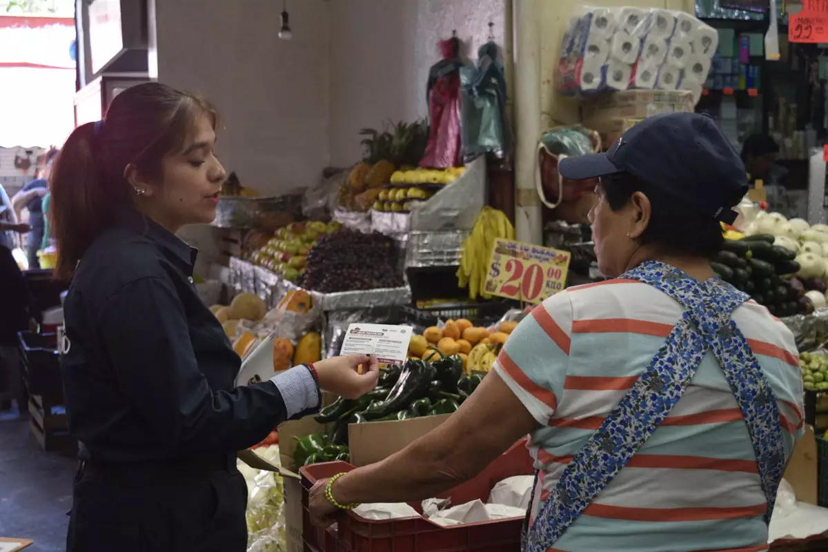 Policia de San Pedro Cholula suma a mas comerciantes al comite de seguridad del Tianguis de Xixitla 3