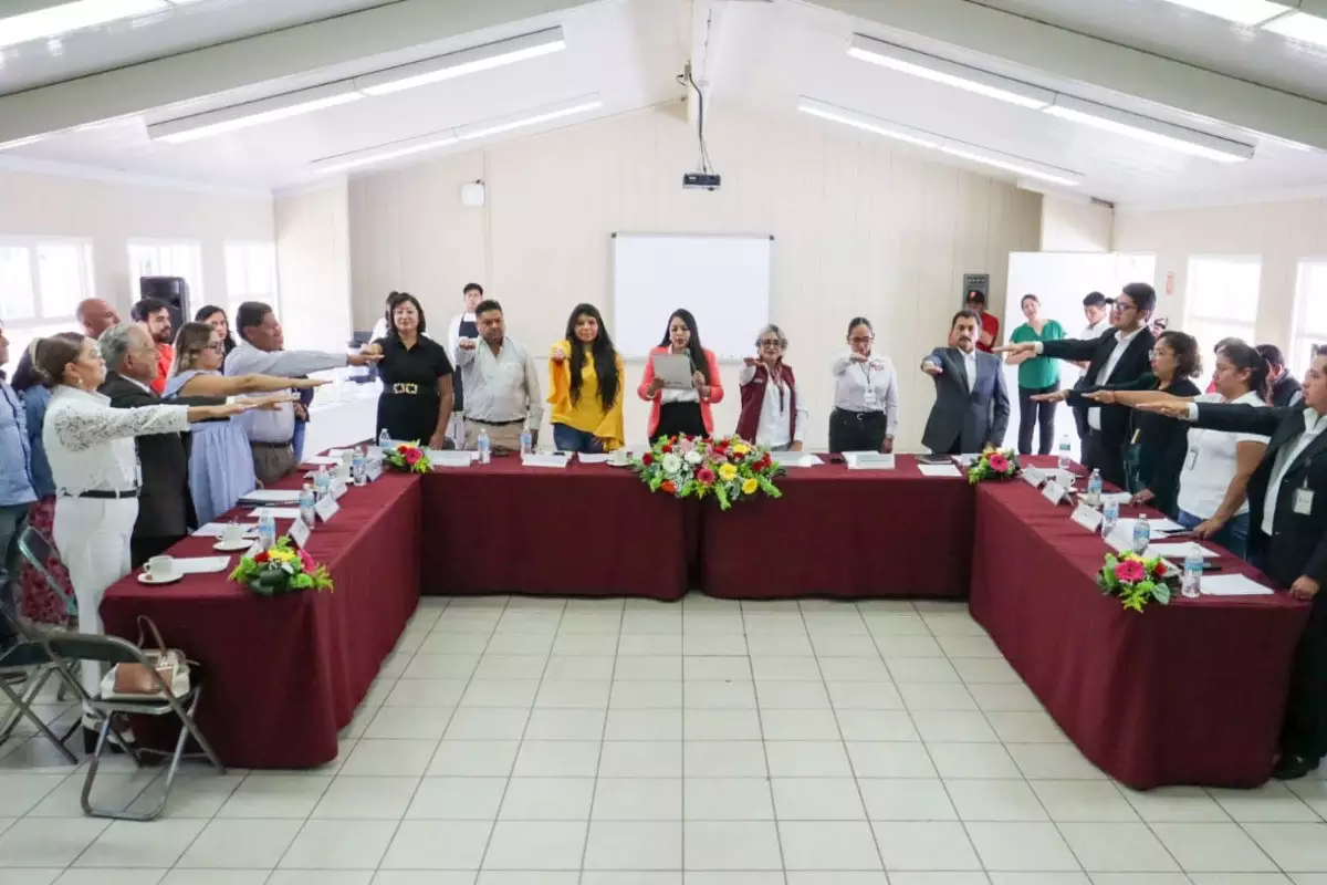 Reafirma Tonantzin Fernandez su compromiso con la educacion en San Pedro Cholula 3