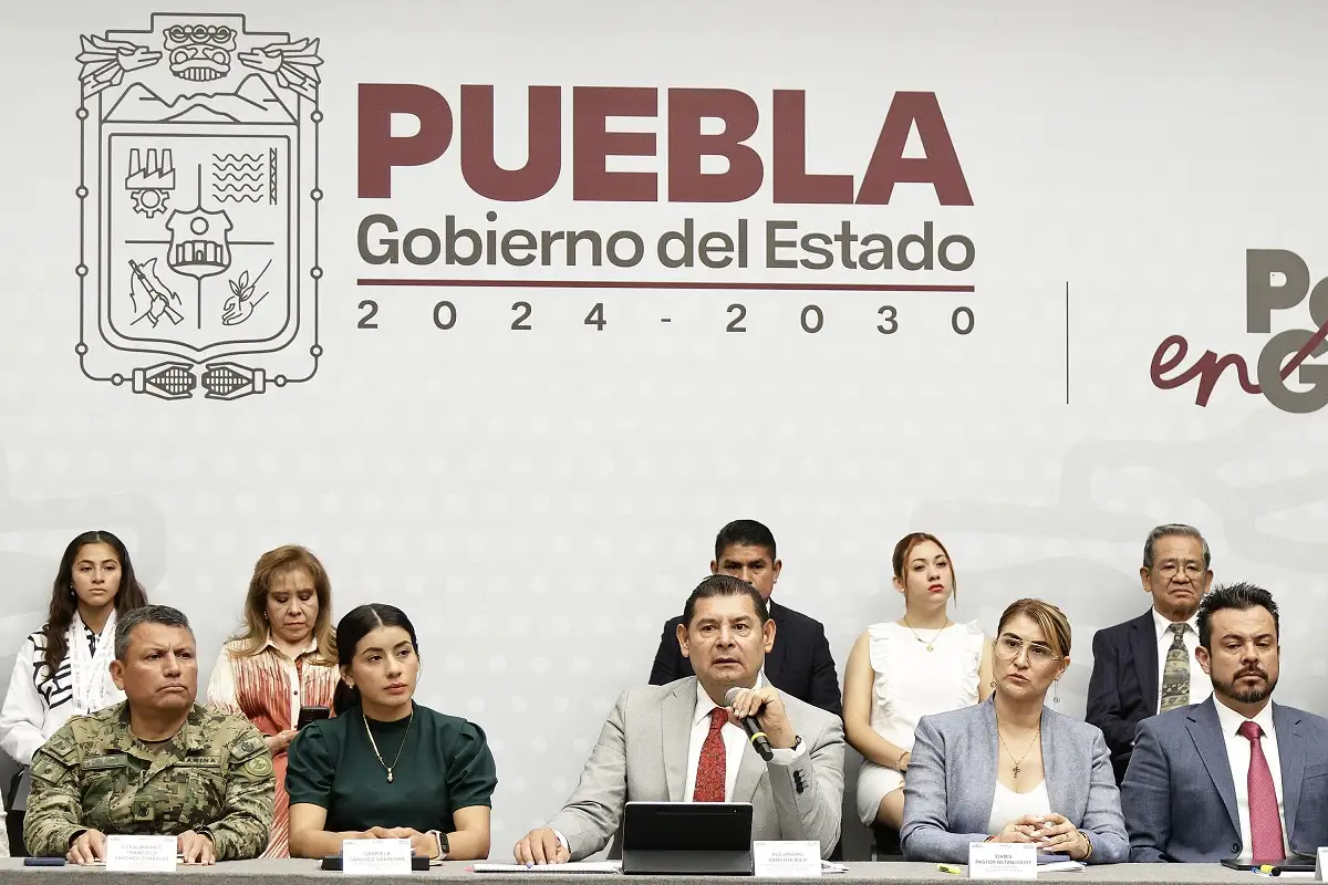 Retoma Armenta petición de foros para la inhibición química en Puebla