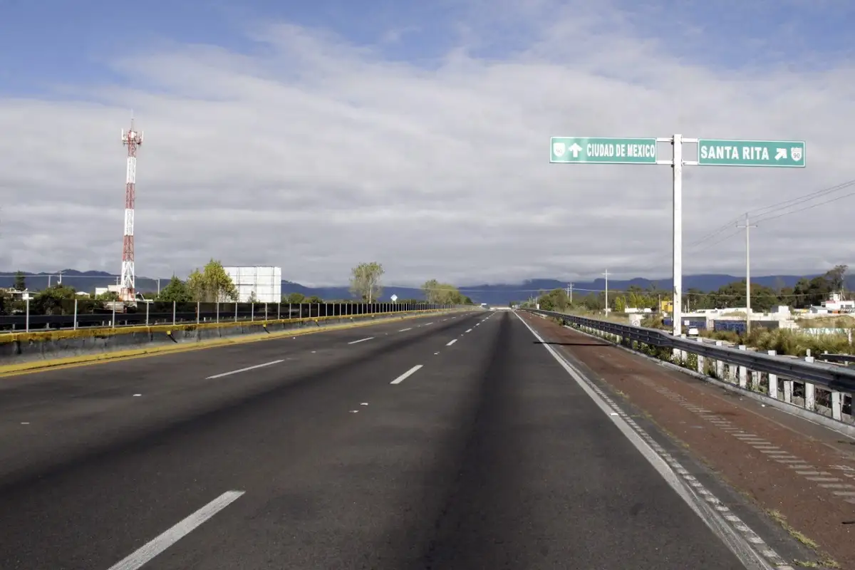 SSP construirá zanjas en caminos ilegales de la México-Puebla