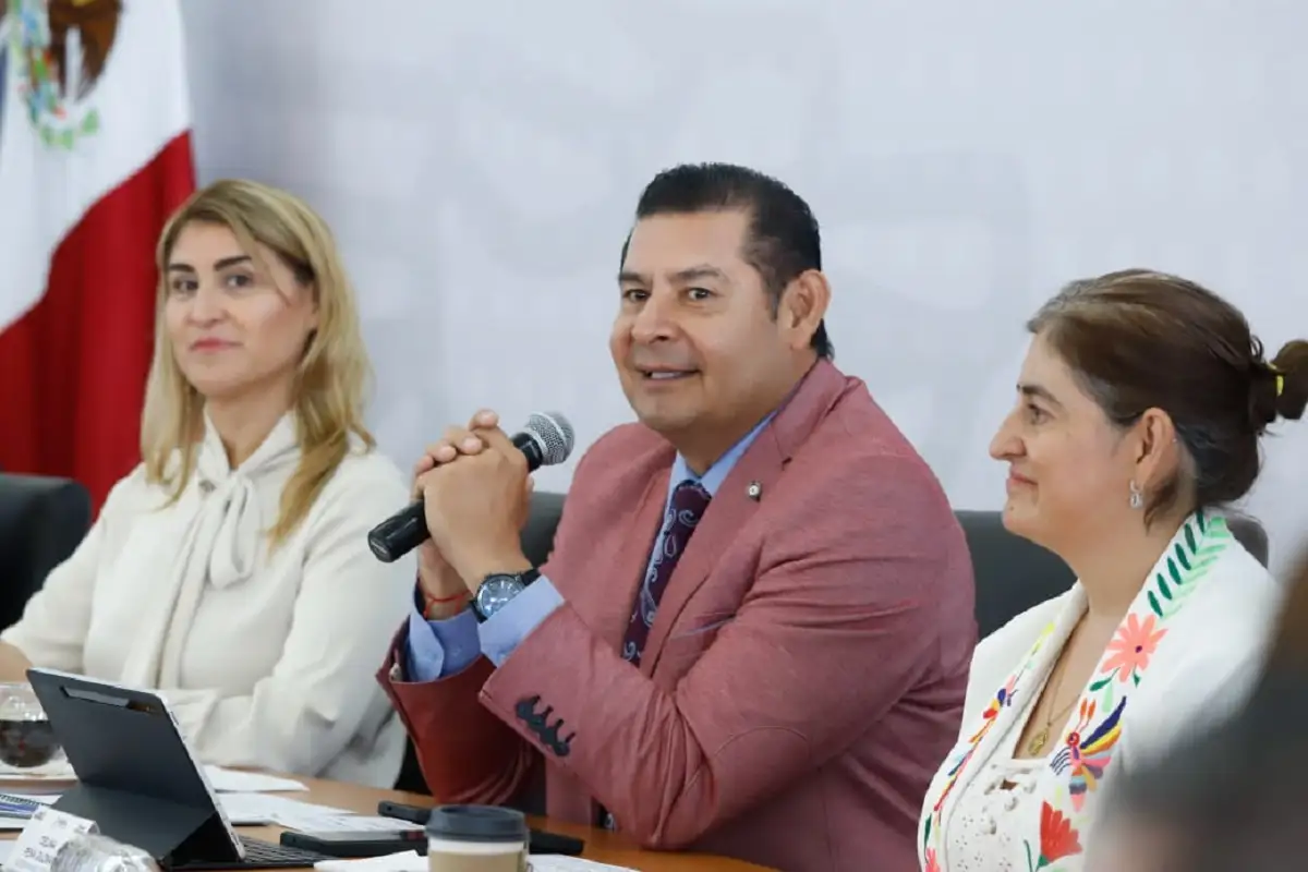 Seguridad con bienestar para el futuro de los jóvenes Armenta