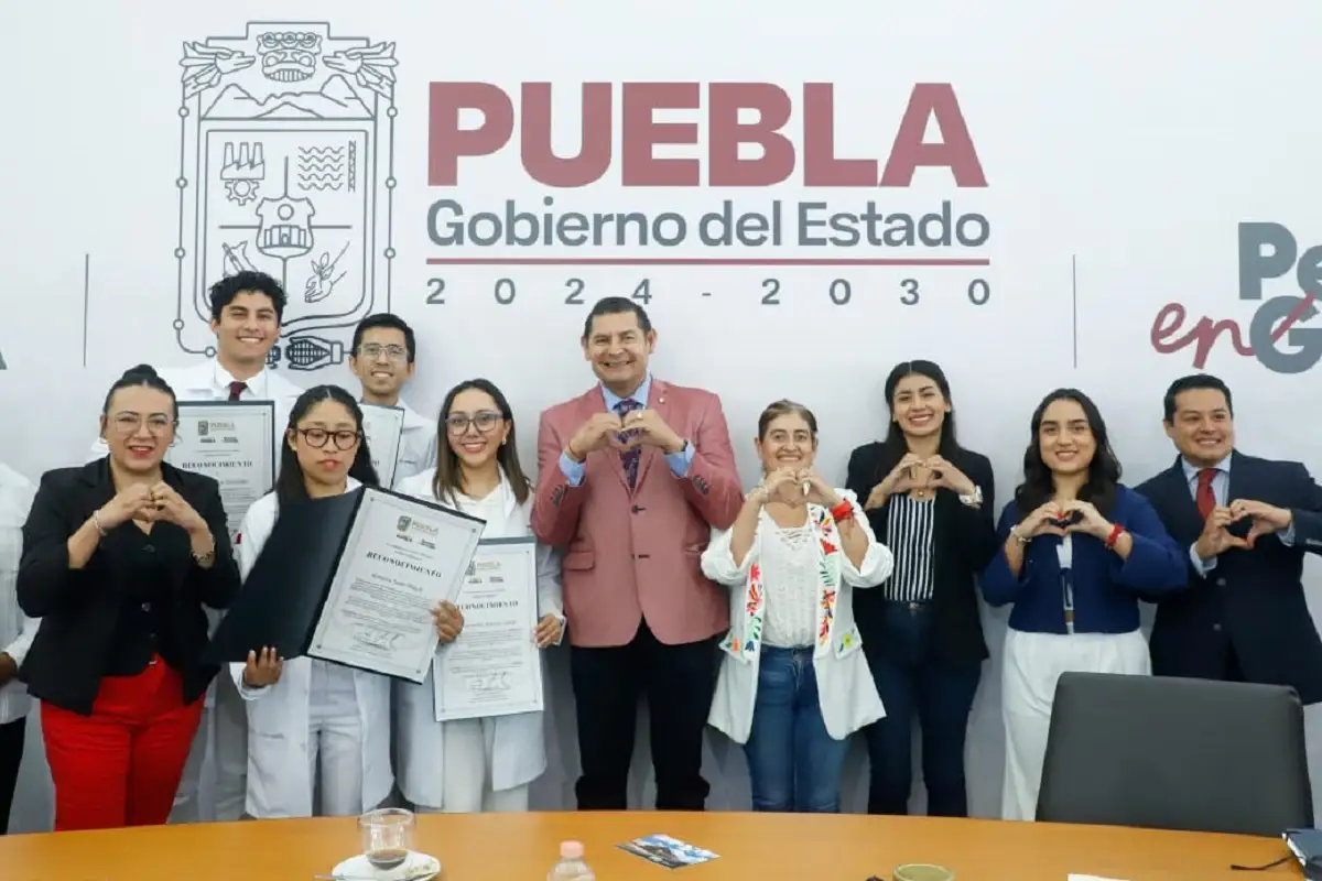 Seguridad con bienestar para el futuro de los jóvenes: Armenta 1 Seguridad con bienestar para el futuro de los jóvenes Armenta