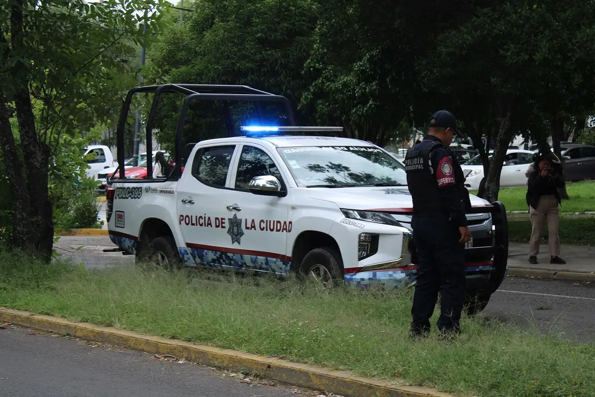 Violenta persecución termina en balacera en el Circuito Juan Pablo II