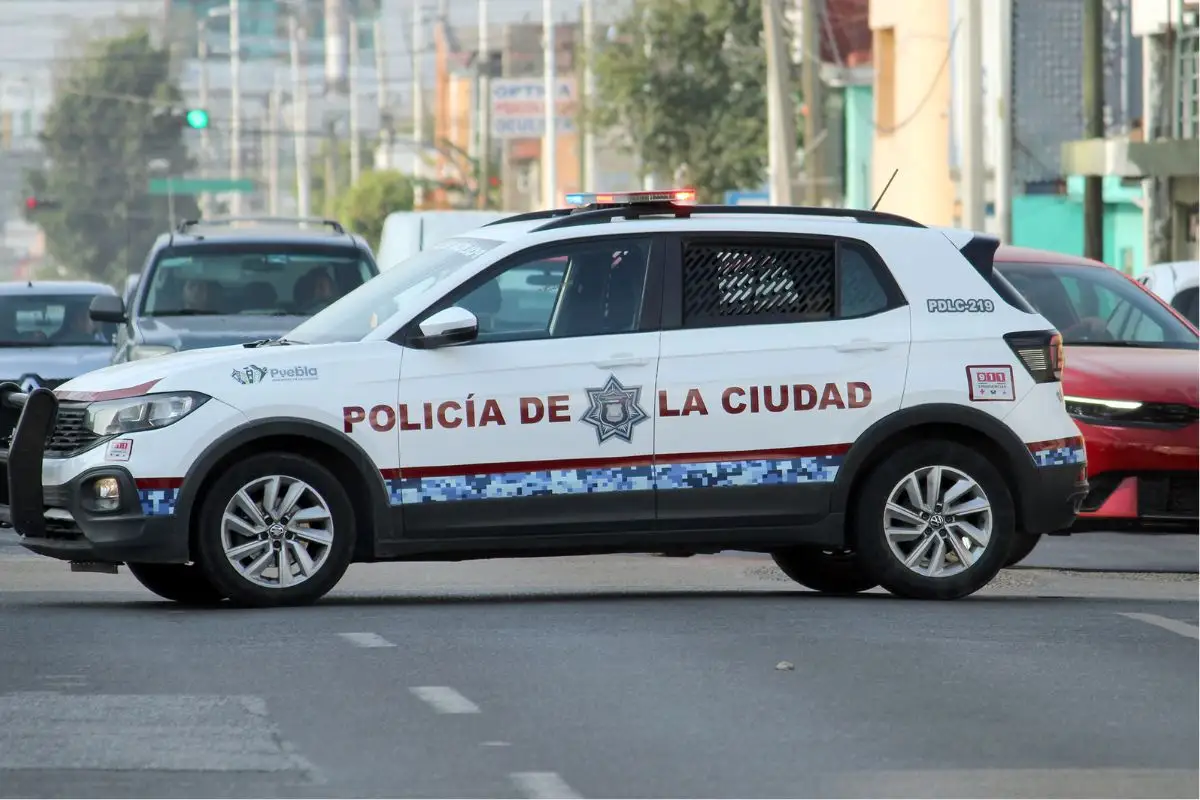 Roban 150 mil pesos de fábrica en el barrio de Santa Anita