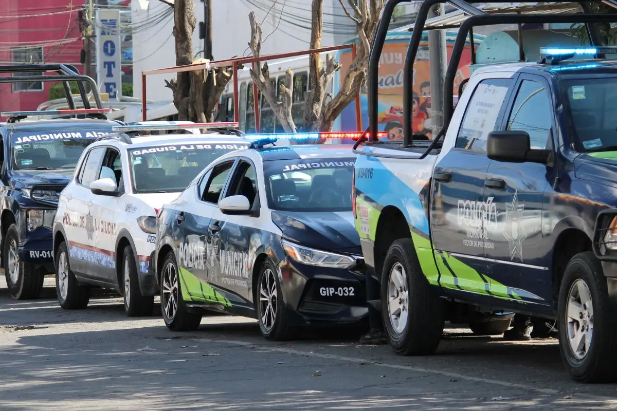 Primer informe de Félix Pallares resalta alza salarial e incentivos para policías de la SSC en Puebla 3 En informe, destacan aumento salarial a policías de la SSC