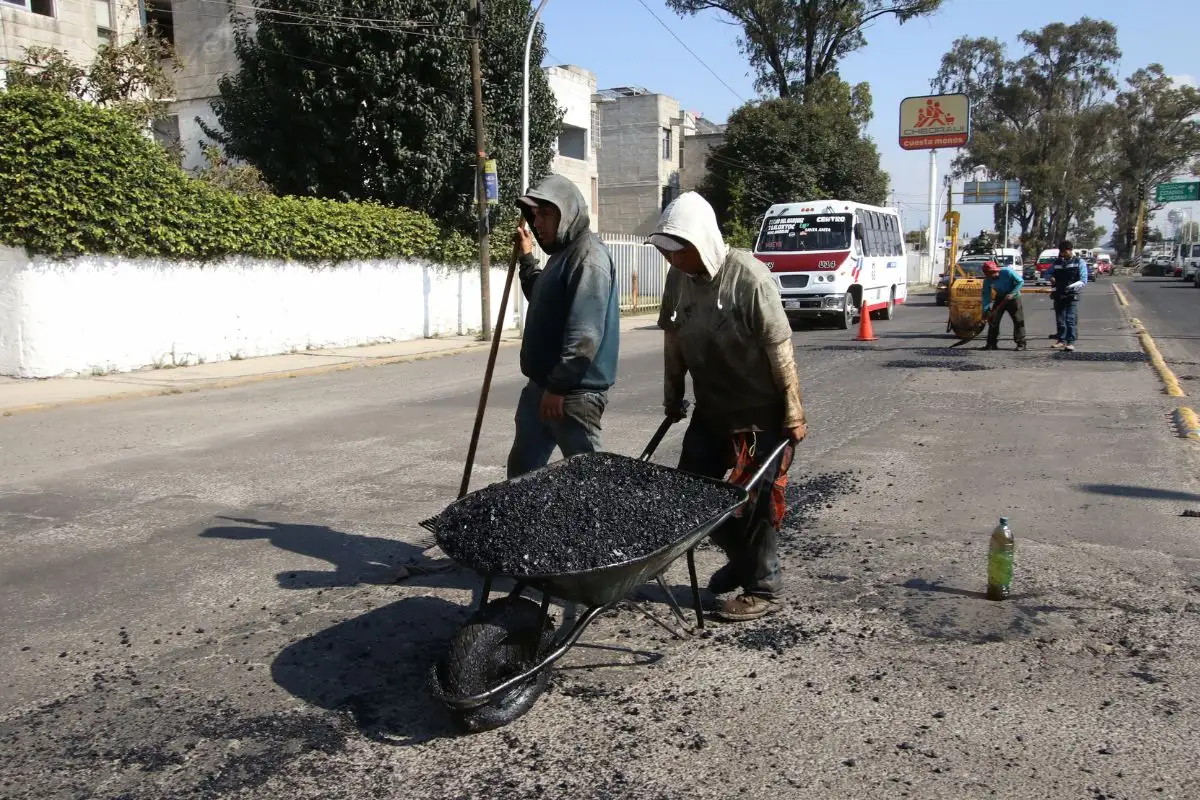 Van 5 mil baches en la ciudad de Puebla tapados con Bachetón