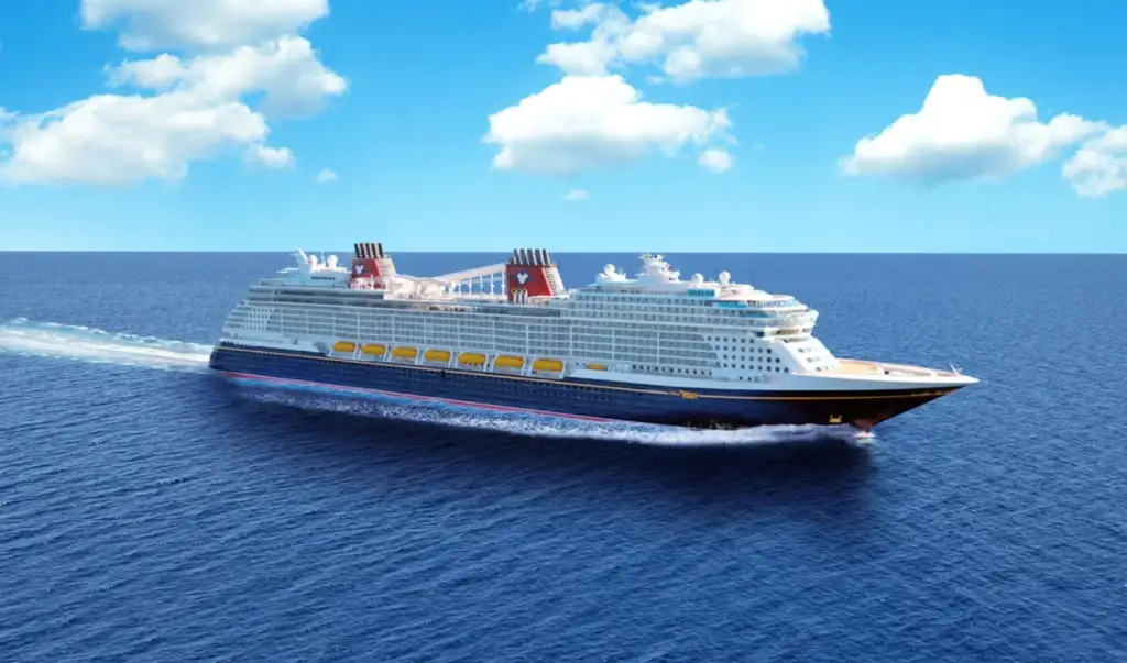 Niña cae desde un crucero de Disney y su papá se lanza para rescatarla