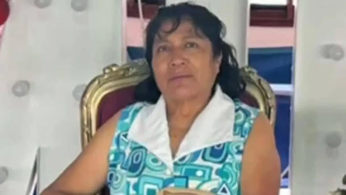 maestra y taxista Irma Hernández Cruz
