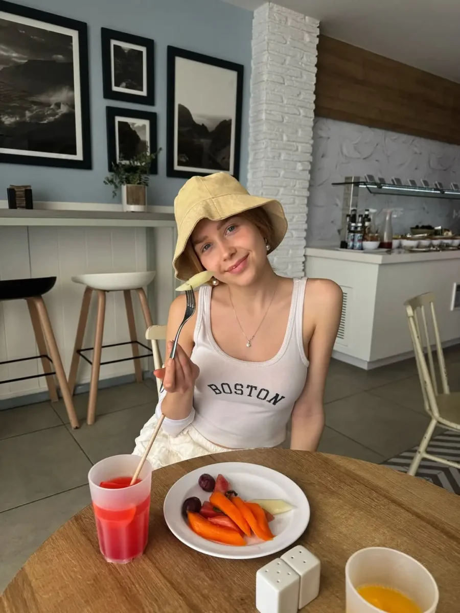 Con emotivo video, Natalia Jiménez, de Master Chef Jr, termina su quimioterapia