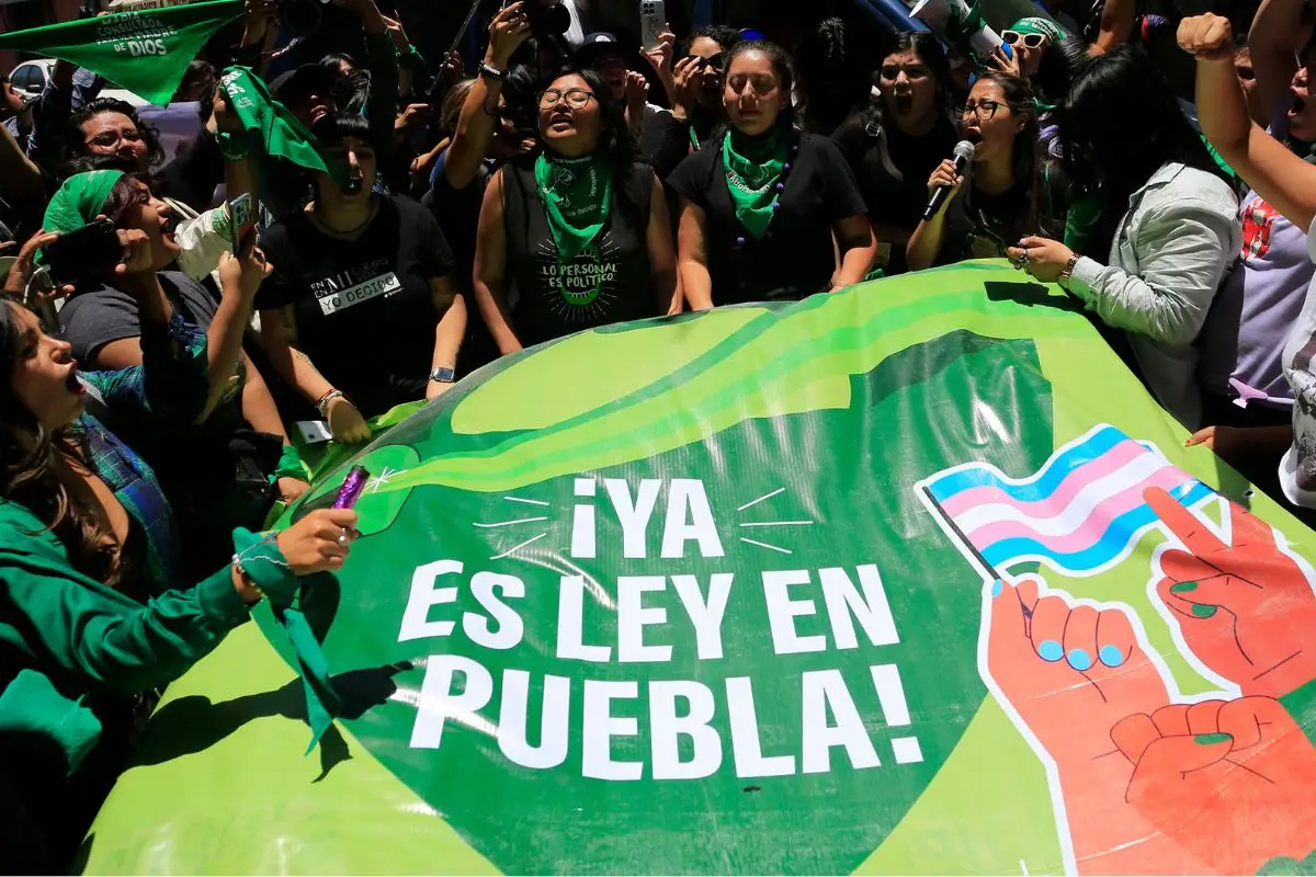 A un año de la despenalización del aborto en Puebla, colectivas buscan reformas a Ley de Salud y Código Penal 2 Colectivas piden reformas a Ley de Salud y Código Penal