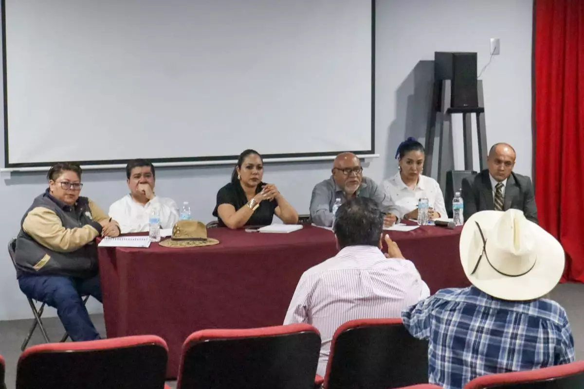 Atiende Gobierno de Tonantzin Fernandez a representantes de los pueblos originarios 2