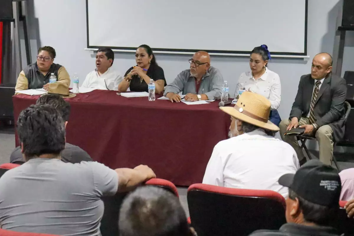 Atiende Gobierno de Tonantzin Fernández a representantes de los pueblos originarios 3 Atiende Gobierno de Tonantzin Fernandez a representantes de los pueblos originarios 3