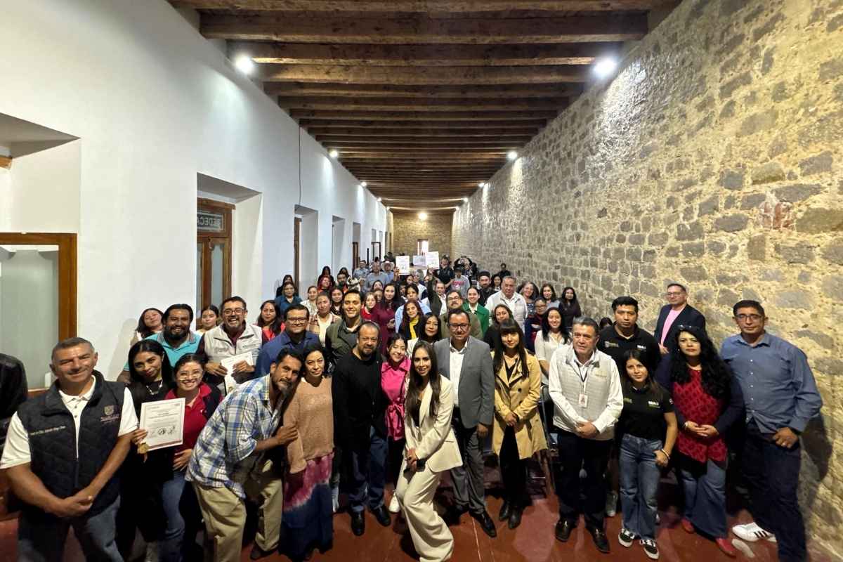 Ayuntamiento de Zacatlán entrega los Galardones Guardianes del Bienestar Animal 2025
