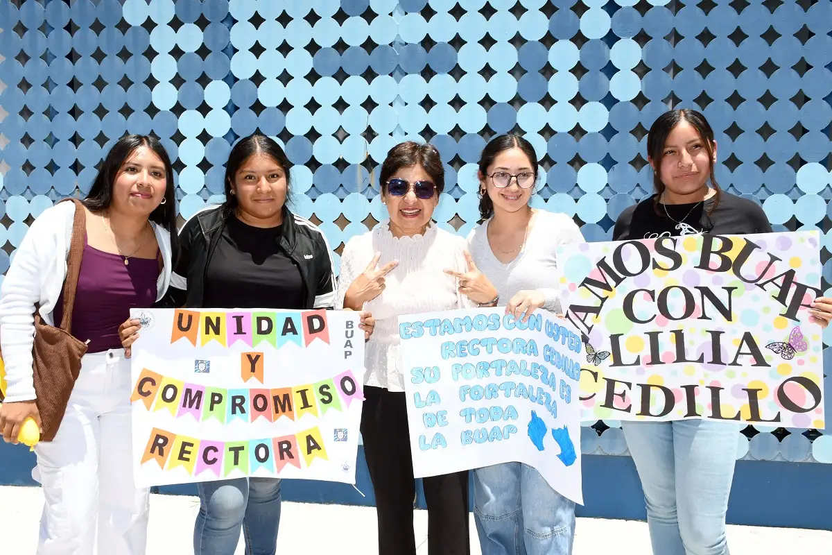Bienvenida a estudiantes del Complejo Regional Mixteca y de la prepa Simón Bolívar