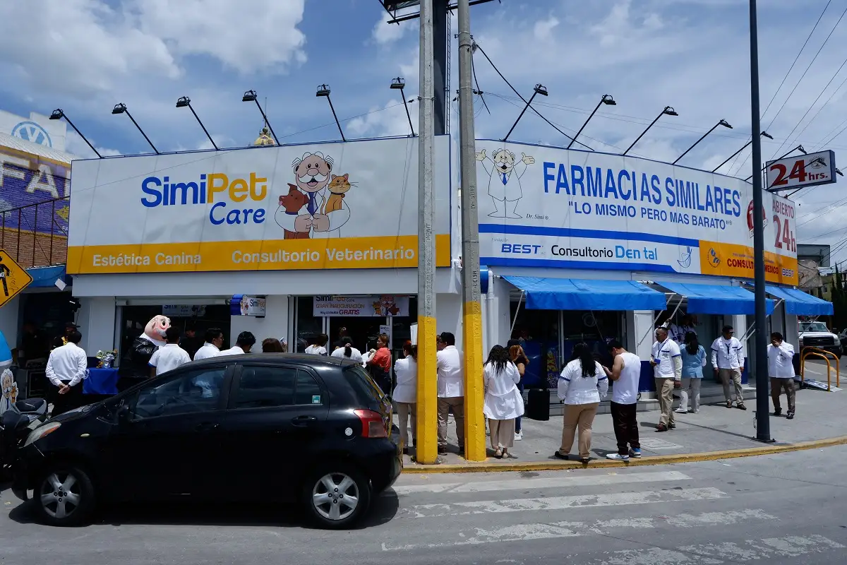 Con consultas gratuitas, inauguran la primera clínica Simi Pet Care Puebla