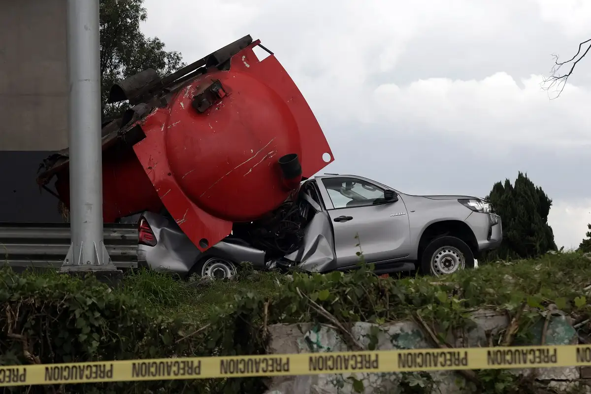 Ellos son los dos policías estatales que perdieron la vida en el accidente del segundo piso de la México-Puebla 1 Ellos son los dos policías estatales que perdieron la vida en el accidente en el segundo piso de la México-Puebla