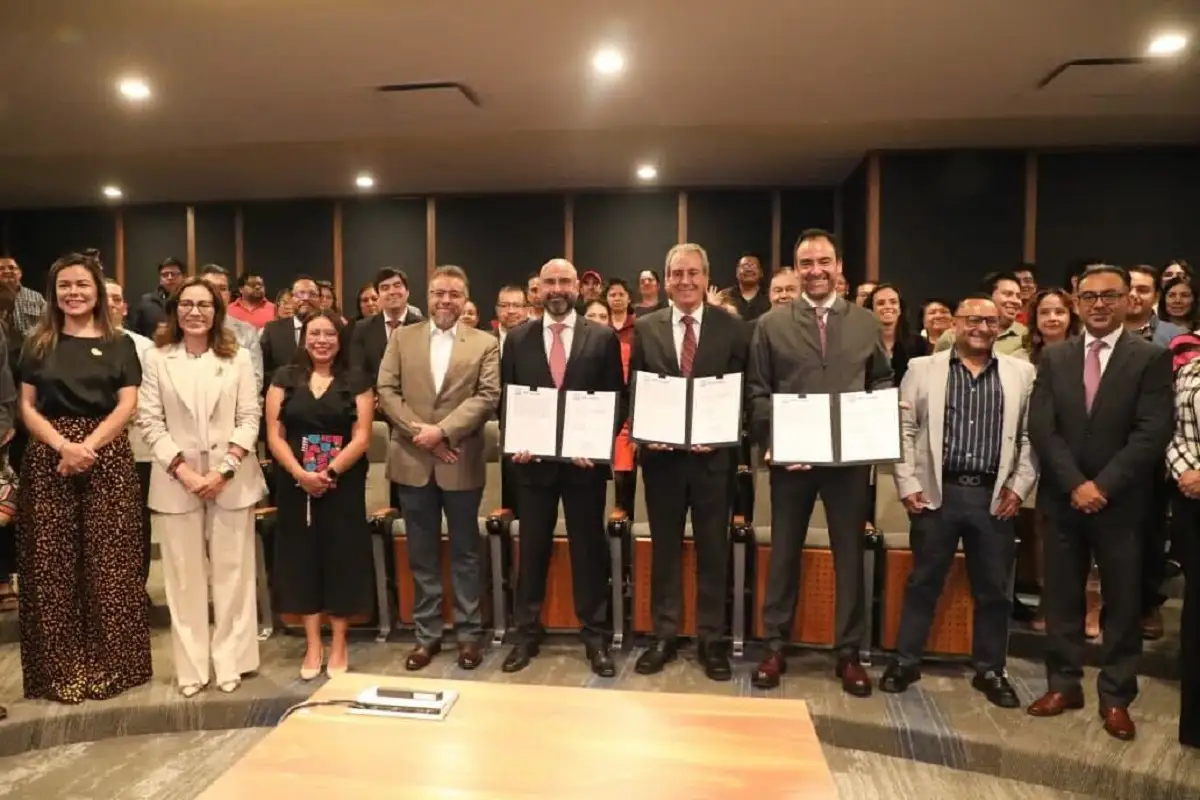 Firma Pepe Chedraui convenio con ANADE para impulsar la formalización y el desarrollo económico local 2 Firma Pepe Chedraui convenio con ANADE para impulsar la formalización y el desarrollo económico local
