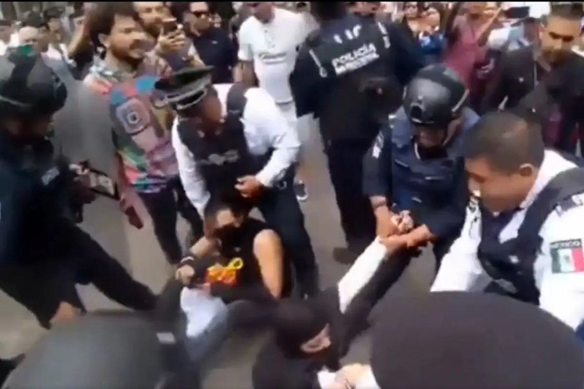 Gobierno estatal vigilará que se respeten garantías de feministas detenidas en Puebla  