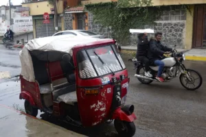 Hay más de 5 mil mototaxis en Puebla; conductores no serán encarcelados