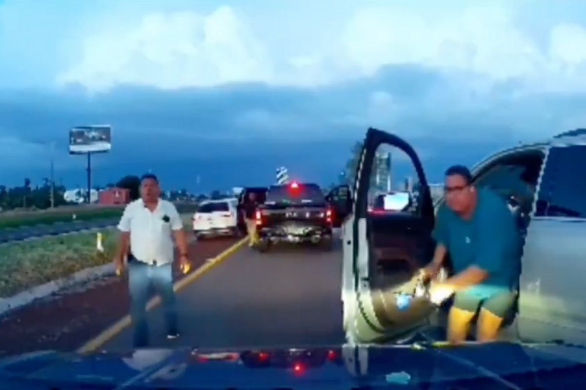 Identifican a 3 sujetos que amenazaron con armas a familia en la Puebla-Atlixco 4 Identifican a 3 sujetos que amenazaron con armas a familia en la Puebla-Atlixco 2