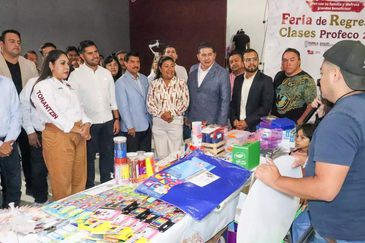Inaugura Tonantzin Fernandez la Feria del Regreso a Clases Profeco 2025 3
