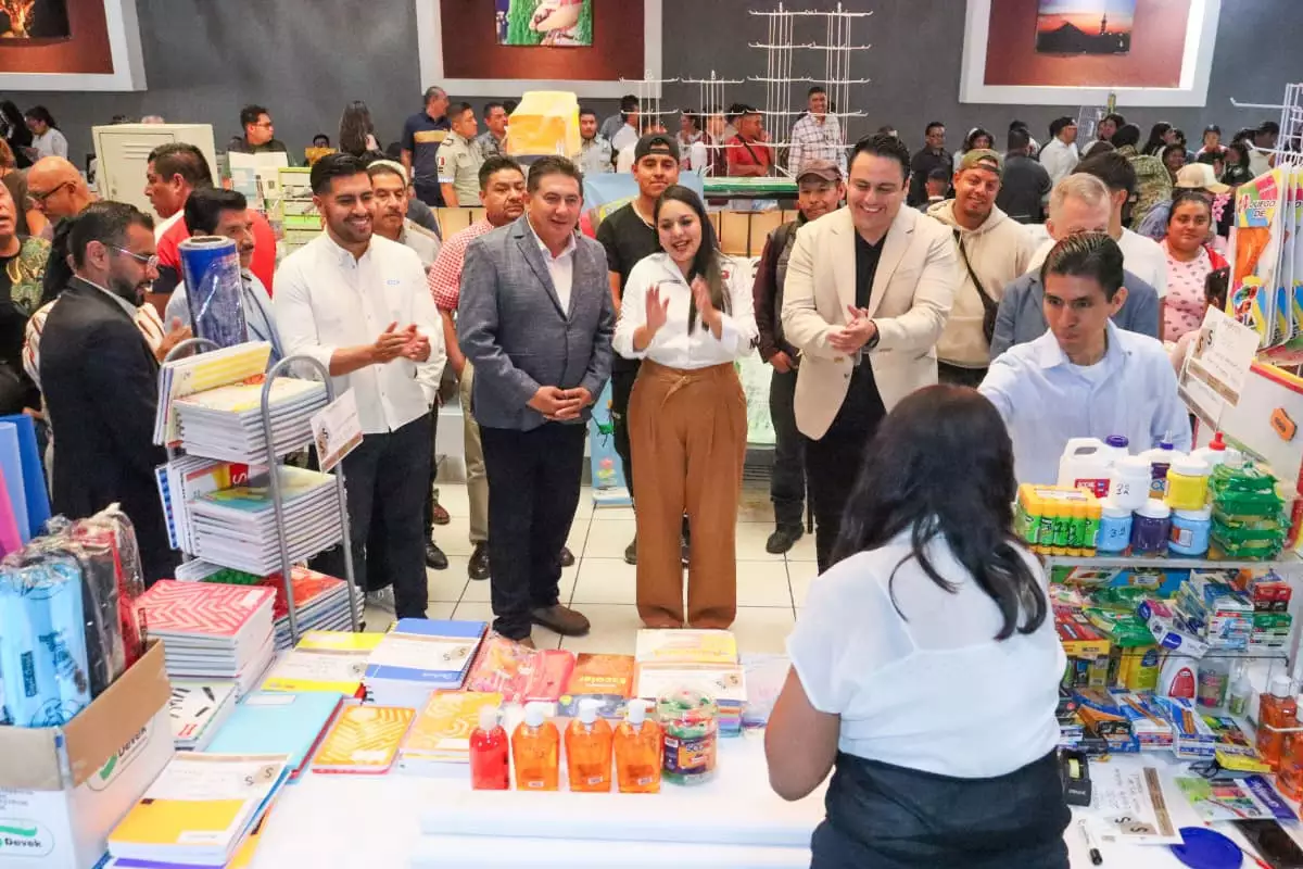 Inaugura Tonantzin Fernandez la Feria del Regreso a Clases Profeco 2025 4