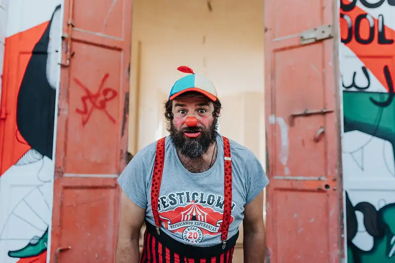 La gente más alegre del mundo vive en lugares en los que no saben si mañana estarán vivos: Iván Prado