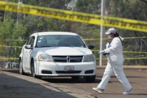 Localizan 18 cuerpos en una fosa clandestina en La Calera, Irapuato