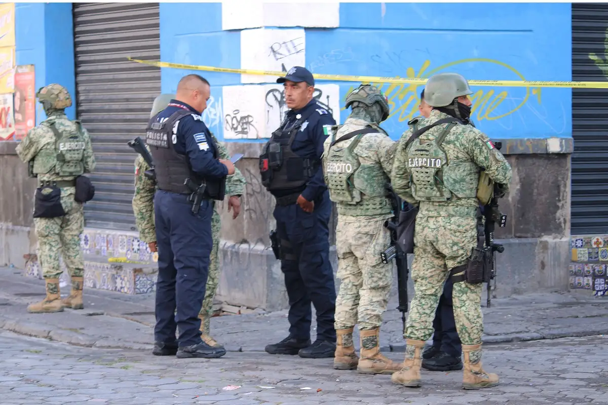 Localizan cadáver entambado cerca del mercado 5 de Mayo