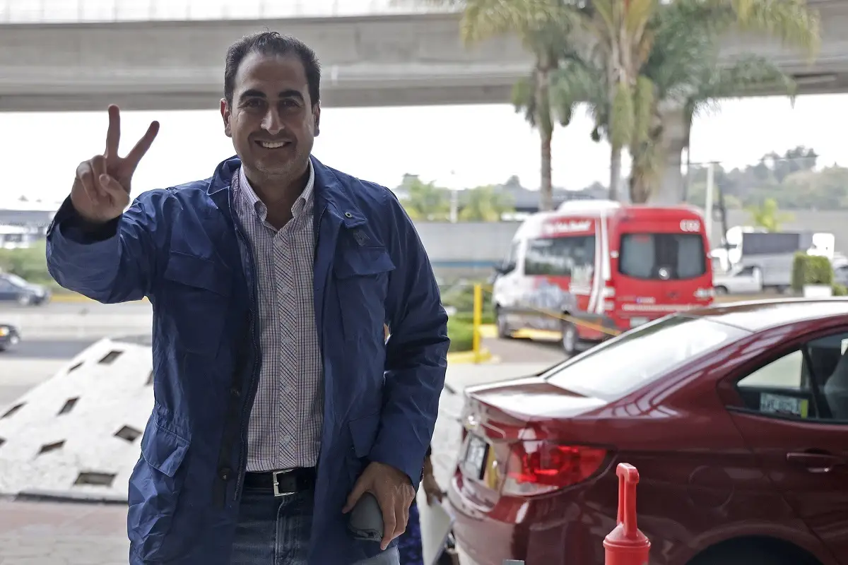 Manolo Herrera se registra para el PAN municipal; integra en su planilla juntas auxiliares