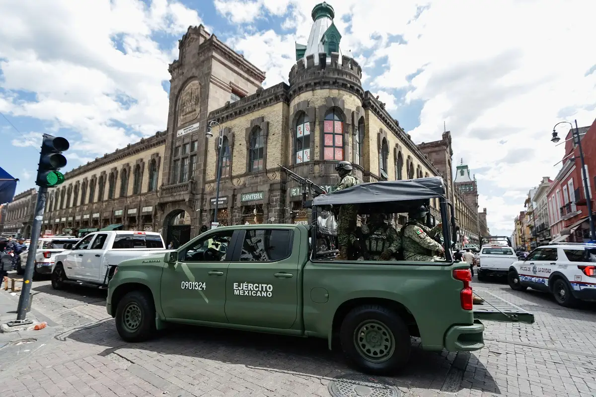 Nueva riña provocada por ambulantes en el Centro de Puebla