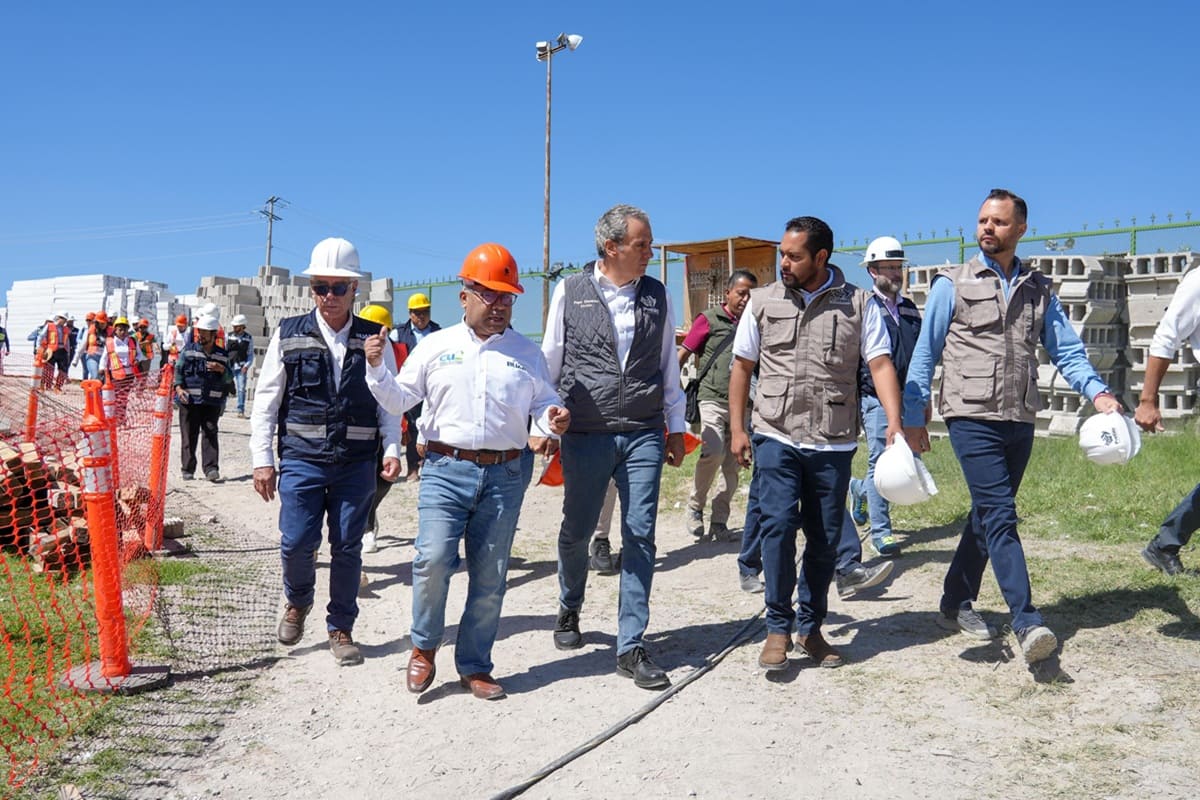 Supervisa Pepe Chedraui construcción del Bachillerato Tecnológico BUAP 1 Pepe Chedraui supervisión construcción del Bachillerato Tecnológico BUAP