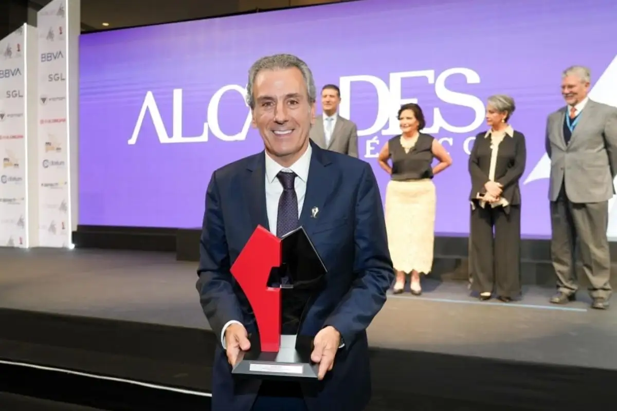 Recibe Pepe Chedraui reconocimiento por calificación perfecta e histórica en transparencia y rendición de cuentas 1 Premios a las Mejores Prácticas de Gobiernos Locales