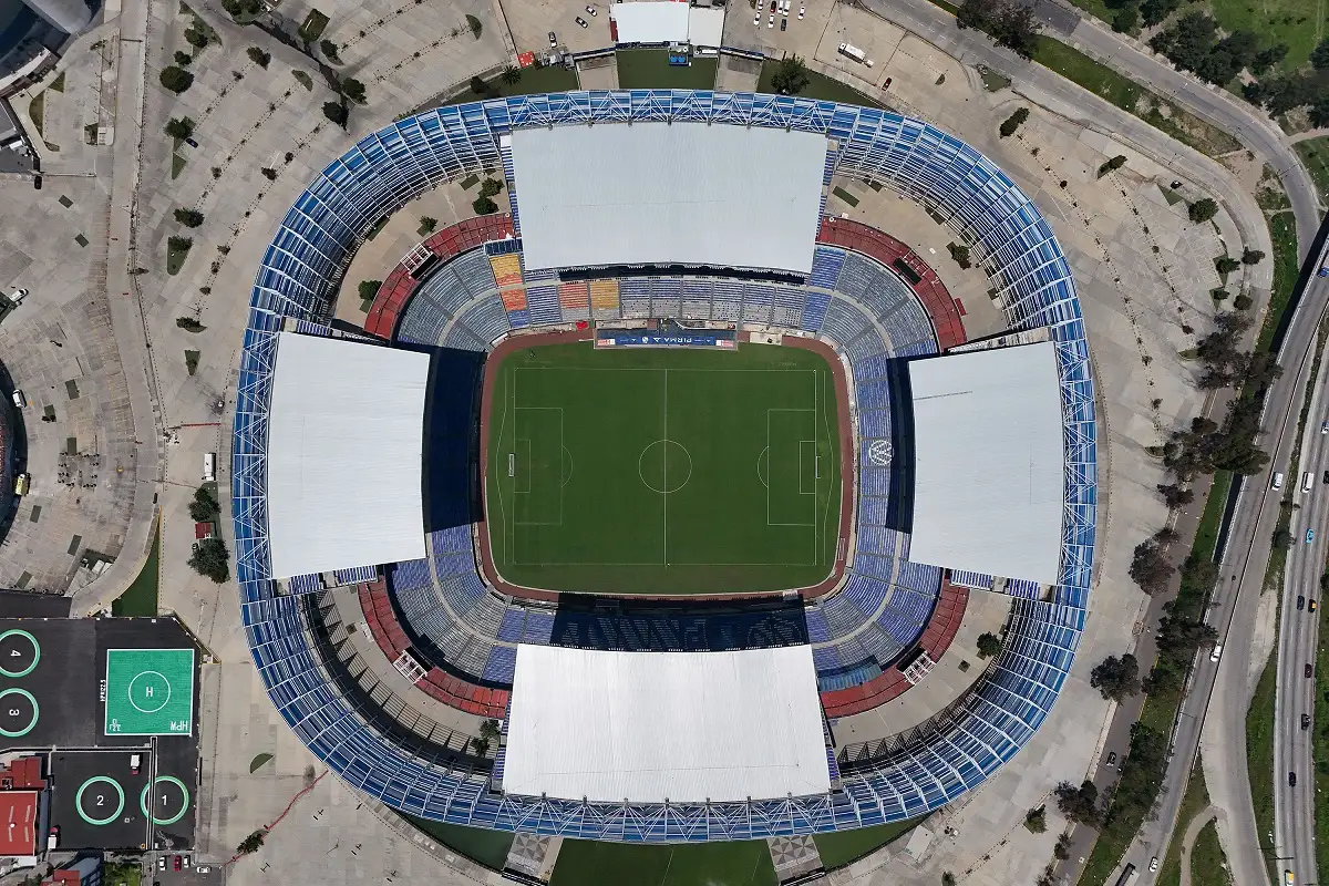 Remodelación del césped del estadio Cuauhtémoc durará 3 meses