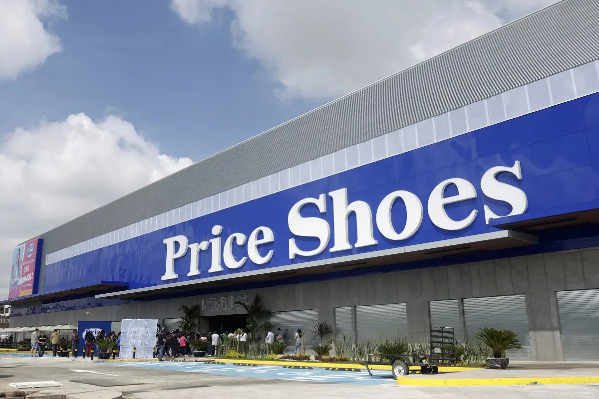 ¿Ya tan rápido? Roban 3 autos en el estacionamiento del Price Shoes del Sur 1 Roban 3 autos en el estacionamiento del Price Shoes del Sur