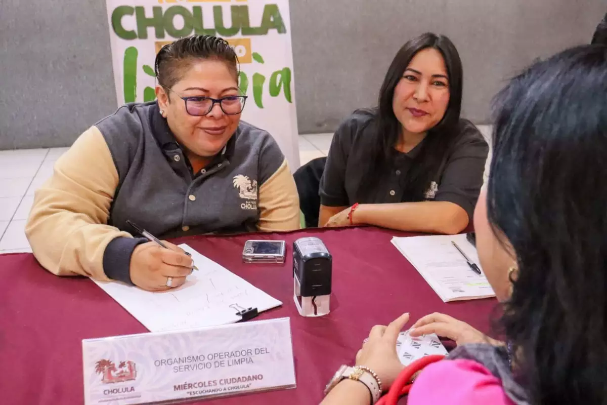 Tonantzin Fernandez reafirma compromiso con la ciudadania durante 12 horas de atencion en el Miercoles del Pueblo 1