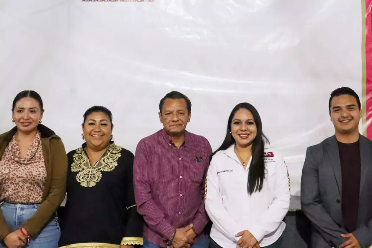 Tonantzin Fernandez reafirma compromiso con la ciudadania durante 12 horas de atencion en el Miercoles del Pueblo 2