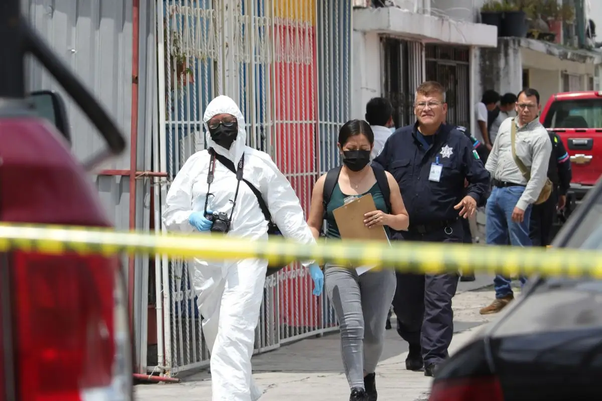 Dentro de su auto, balean y matan a conductor de plataforma 3 Hombre es asesinado en Moyotzingo a balazos