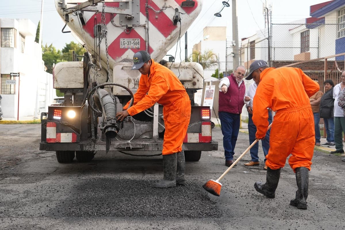 Encabeza Pepe Chedraui arranque de trabajos de bacheo en frío en la capital 1 bacheo en frío pepe chedraui