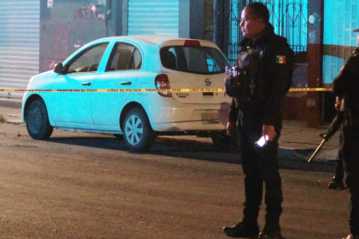 Dentro de su auto, balean y matan a conductor de plataforma 2 conductor de plataforma en Miahuatlán