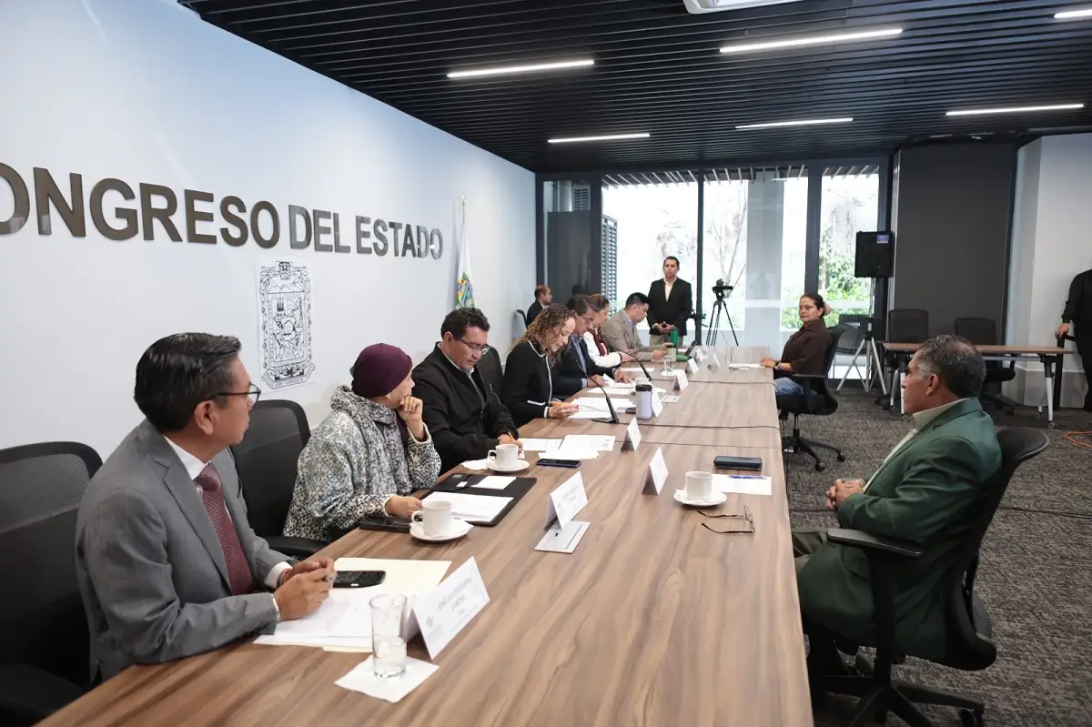 expedición de la Ley de Transparencia