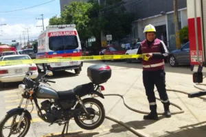 Por fuga de gas en Finanzas evacúan oficinas de la colonia Azcárate