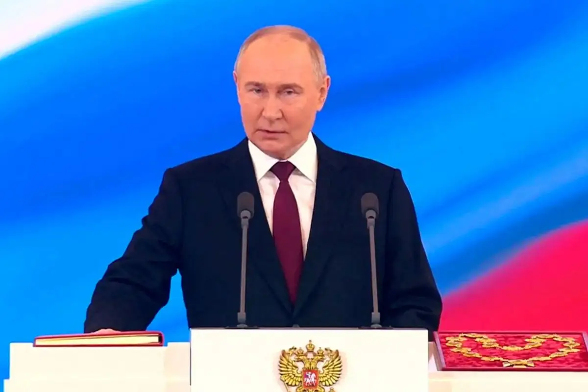 ¿Por qué las heces de Putin son guardadas durante sus viajes al extranjero? 1 ¿Por qué las heces de Putin son guardadas durante sus viajes al extranjero?