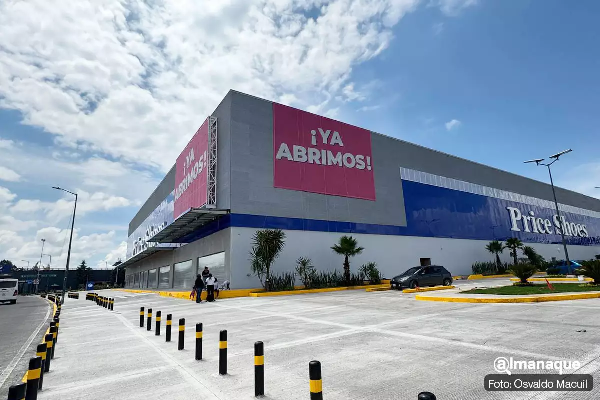 ¿Ya tan rápido? Roban 3 autos en el estacionamiento del Price Shoes del Sur 2 Roban 3 autos en el estacionamiento del Price Shoes del Sur