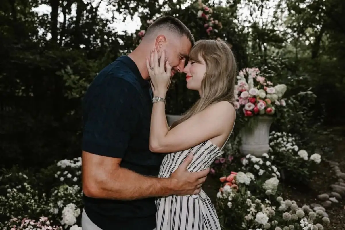 ¡Hay boda! Taylor Swift y Travis Kelce anuncian compromiso 3 Taylor Swift se compromete con Travis Kelce