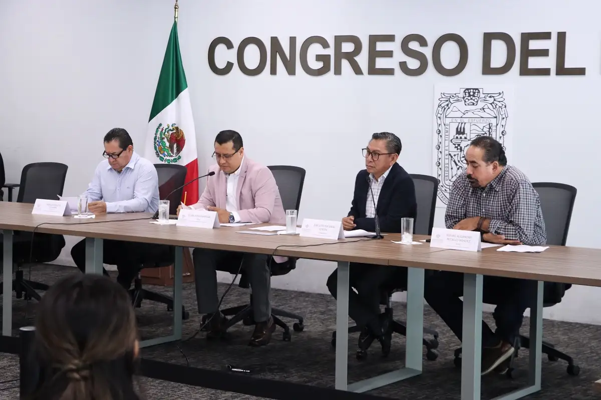 Aprueban en Comisión del Congreso que dependencias apliquen la denominada “Ley Silla”