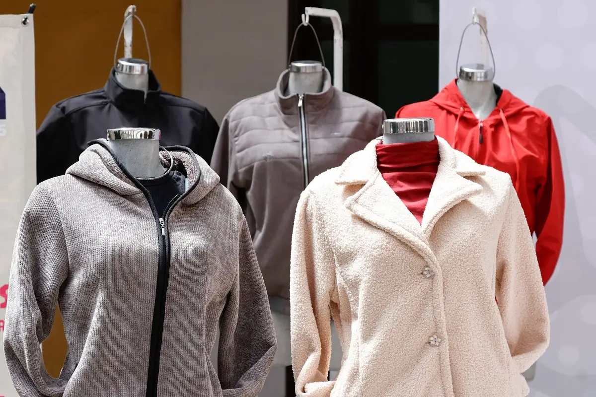 Autoridades de San Miguel Xoxtla presentan cartel oficial de la 33ª Feria de la Chamarra en el Congreso del Estado 1 Autoridades de San Miguel Xoxtla presentan cartel oficial de la 33ª Feria de la Chamarra en el Congreso del Estado