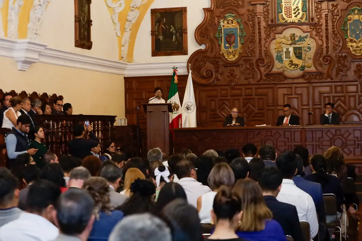 Con armas blancas, porros de Esparza intentaron agredir a Lilia Cedillo